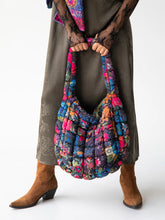 Puffy Fit-It-All Bag - Large Dark Floral Garden