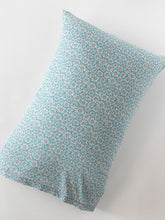 Mix & Match Cotton Pillowcase, Single - Bay Daisies