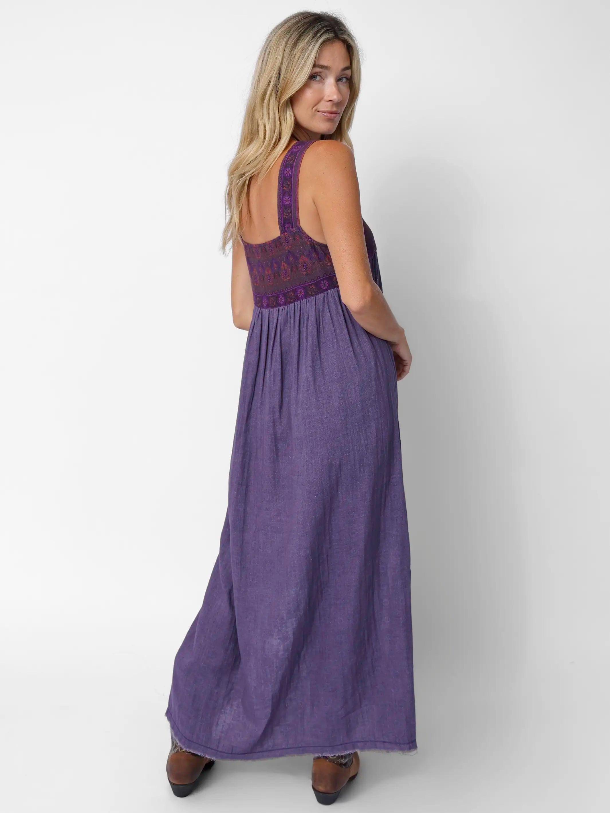Tricia Reversible Cotton Gauze Maxi Dress - Medallion Sunburst Eggplant
