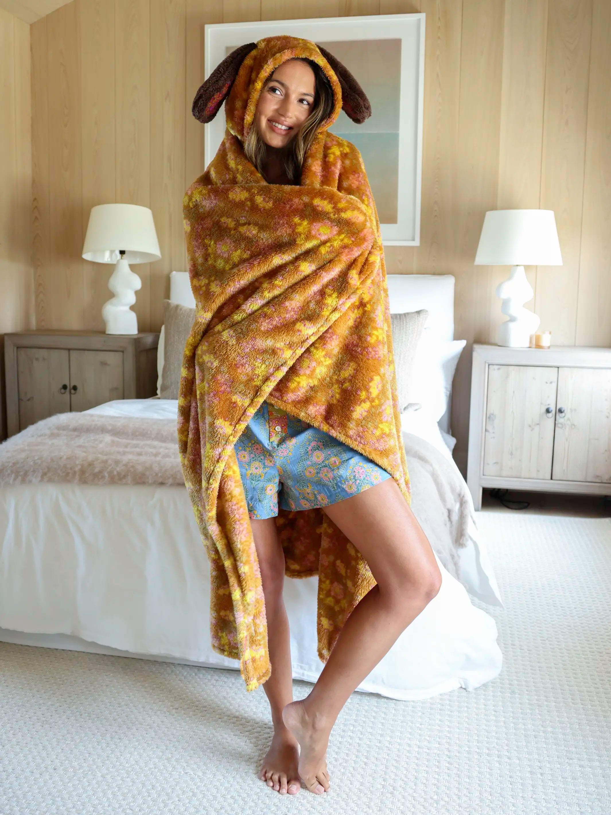 Hooded Sherpa Blanket - Brown Dog