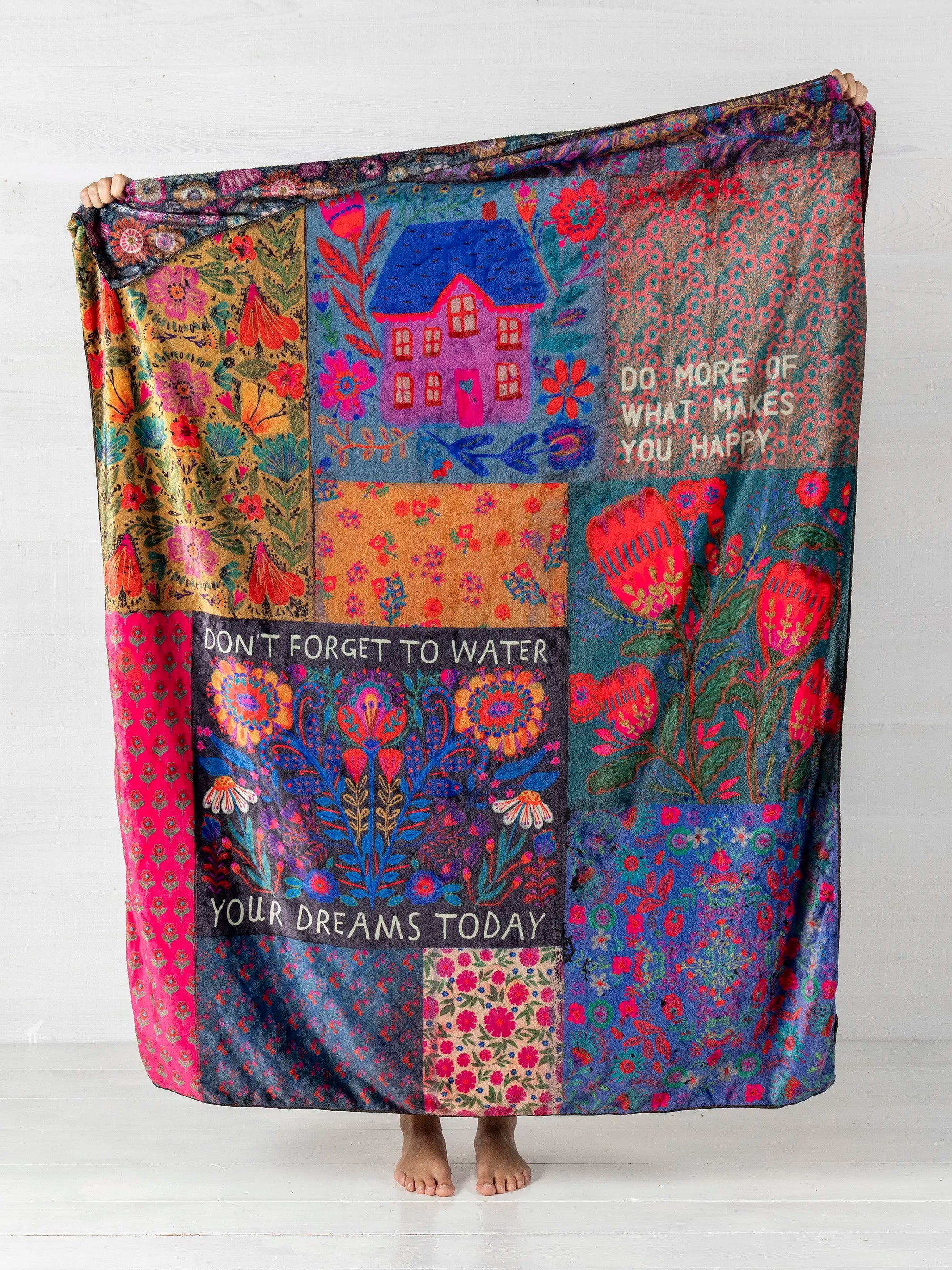 Double-Sided Cozy Throw Blanket - Cottage