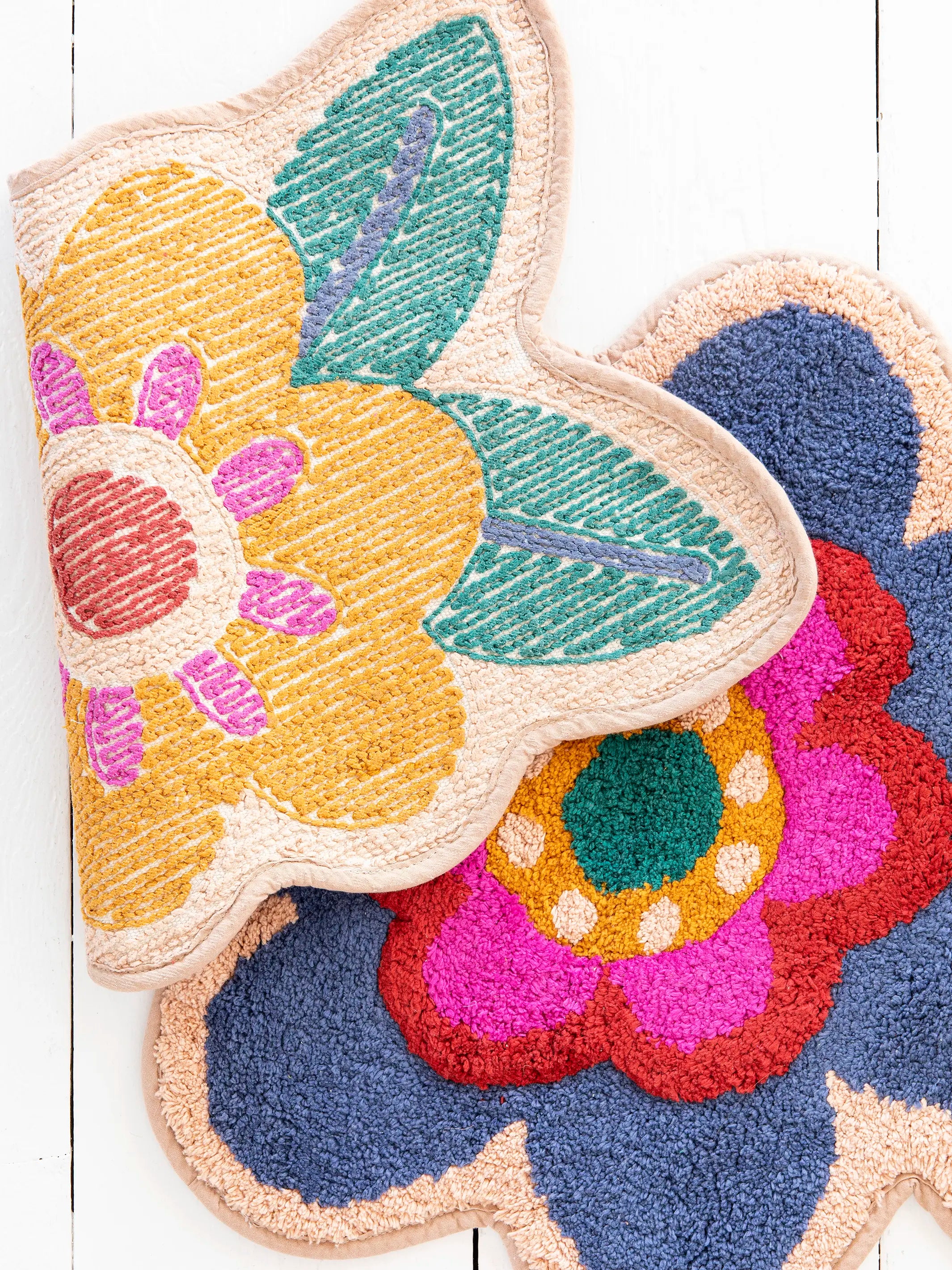 Tufted Runner Bath Mat - Folk Flower