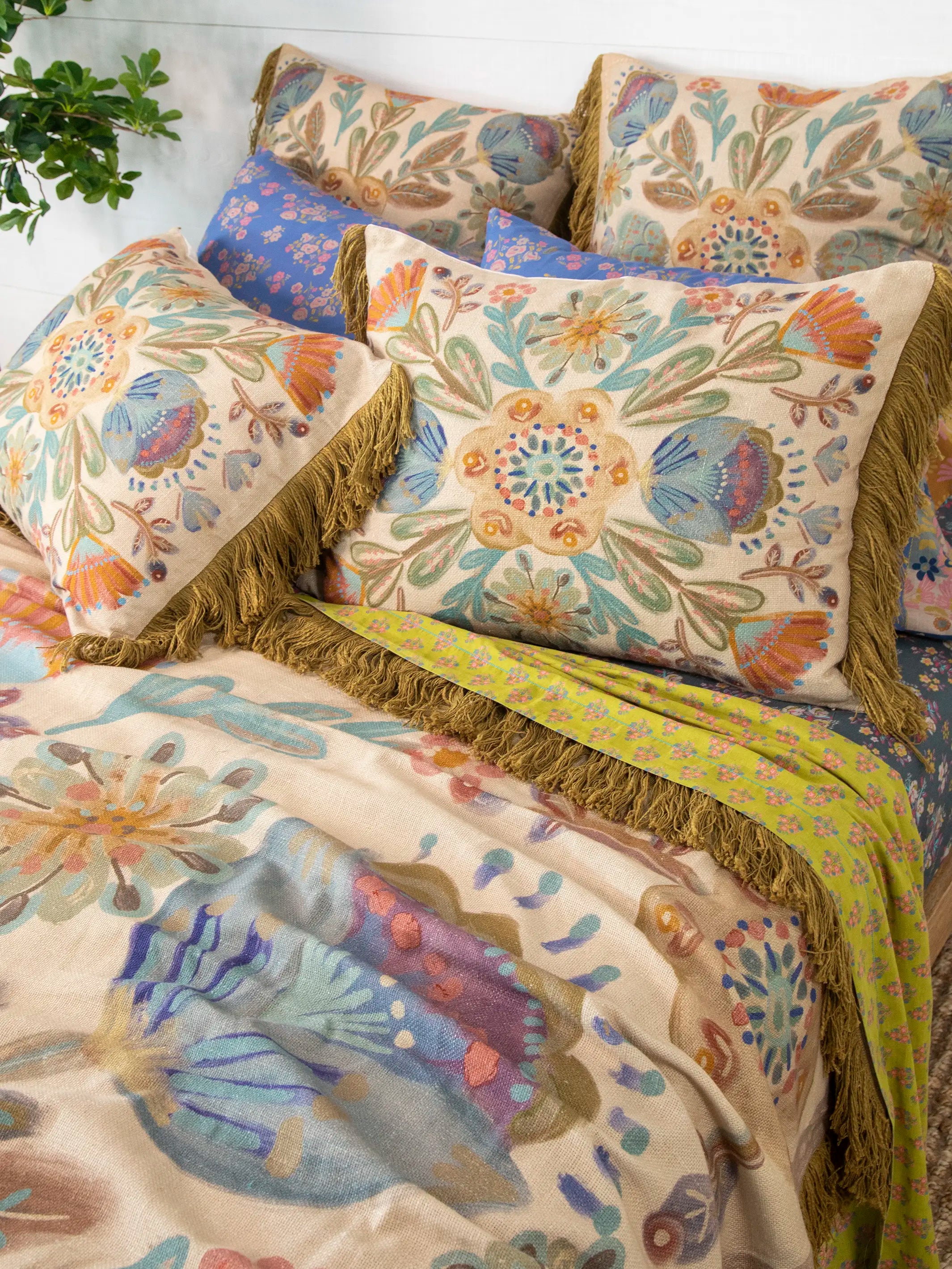 Boho Fringe Bedspread - Cream Mandala