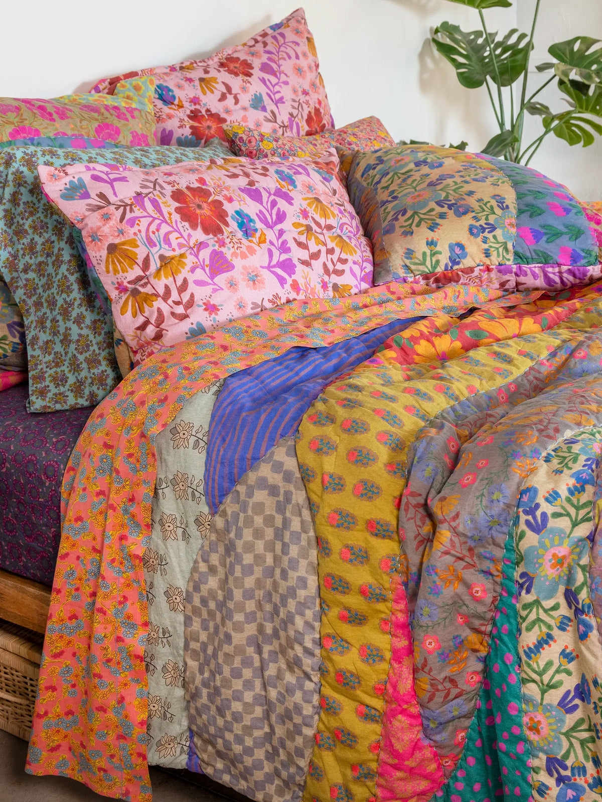 Bungalow Reversible Cotton Quilt - Garden Waves