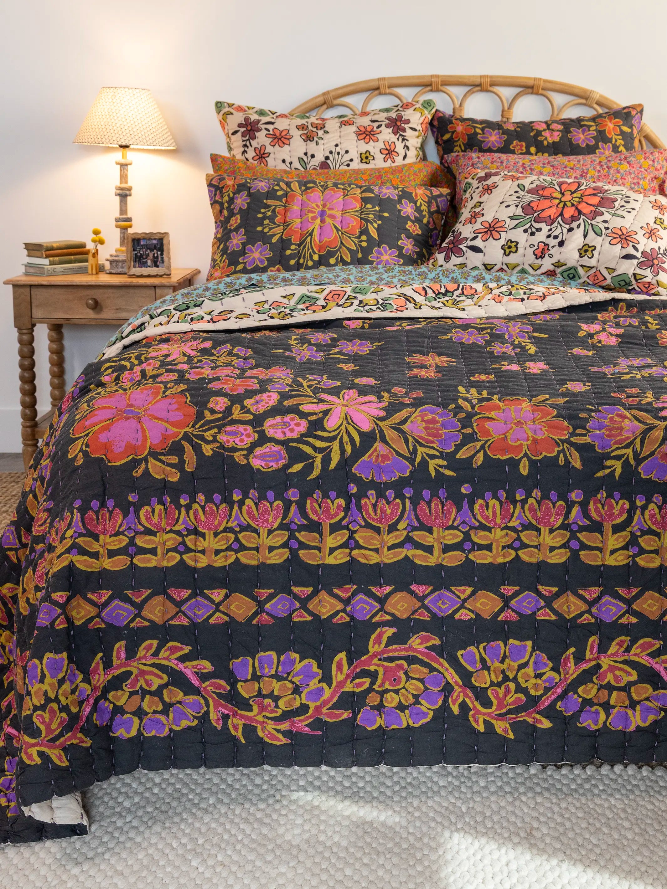 Bungalow Reversible Cotton Quilt - Blooming Bandana