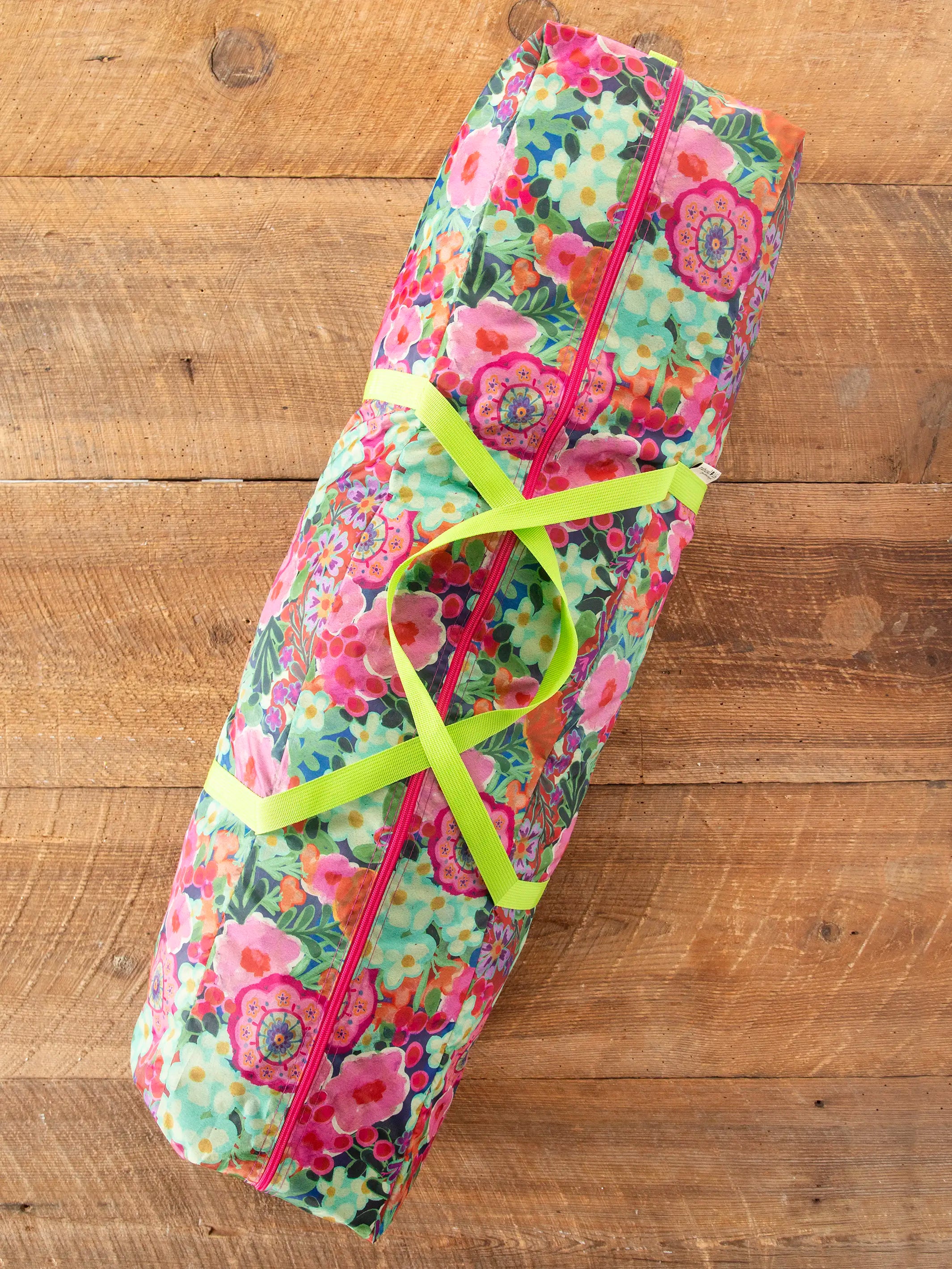 Live Happy Camping Tent - Cozy Cottage