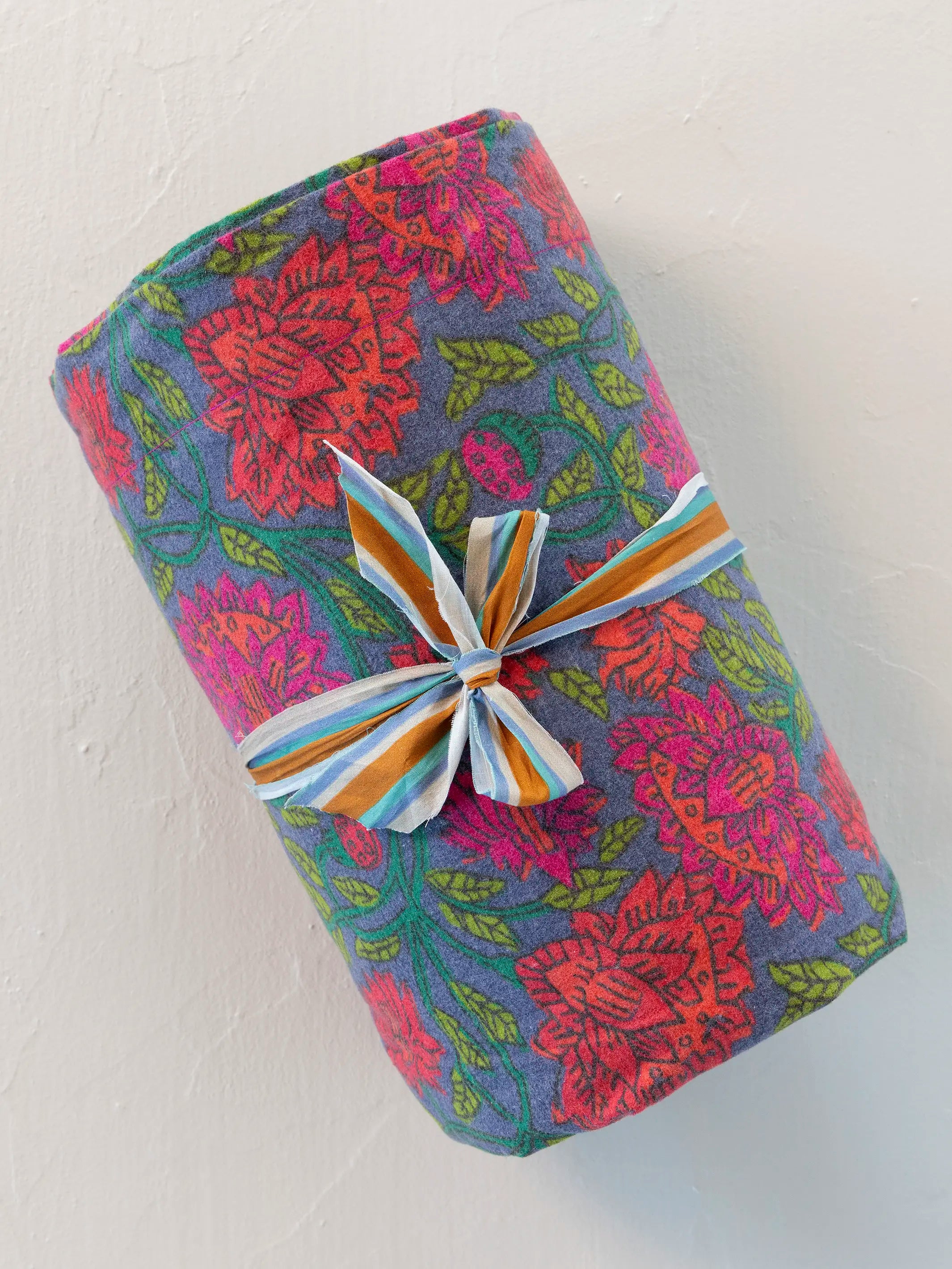 Flannel Sheet Set - Blue Lush Zinnias