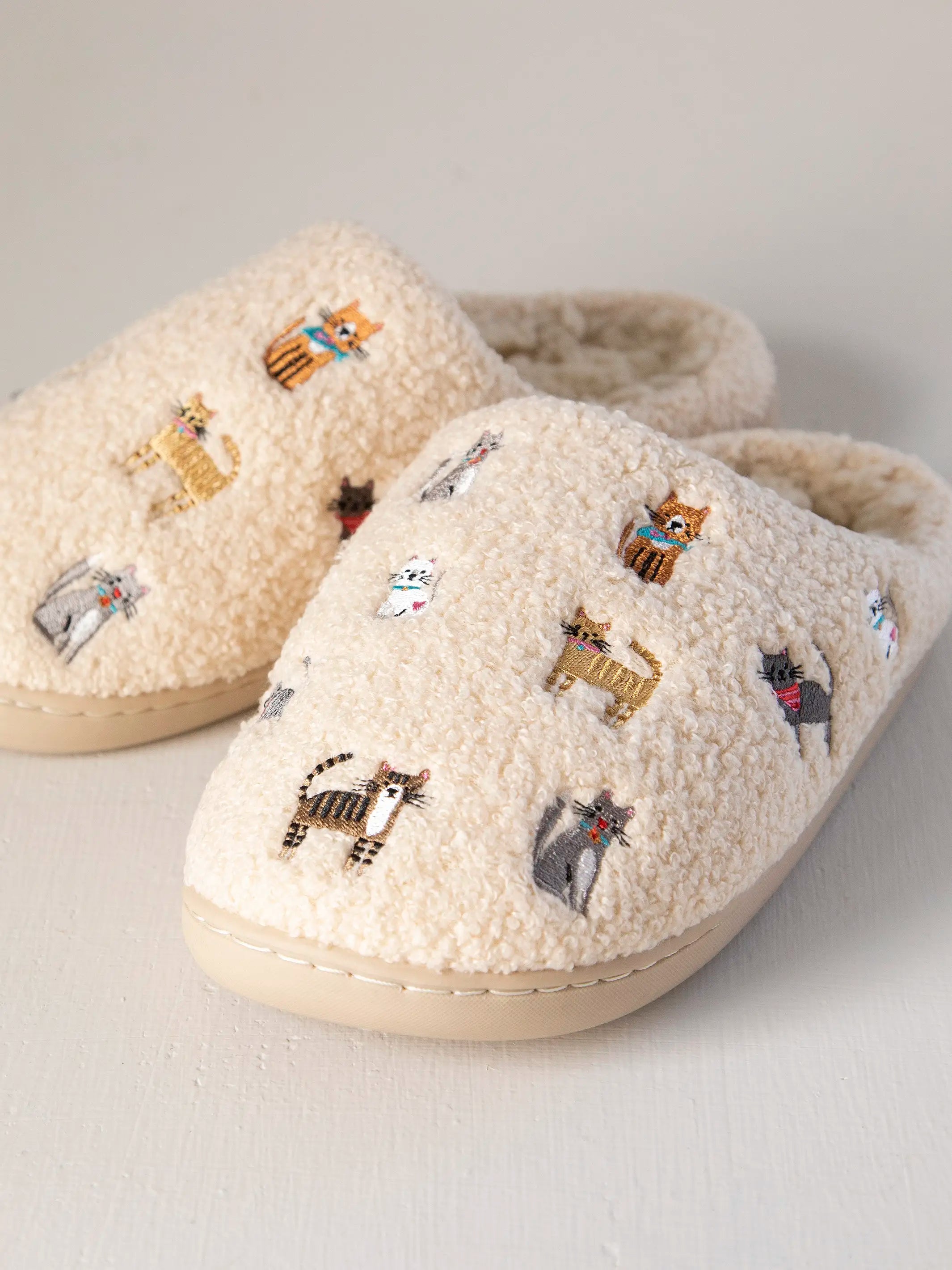 Embroidered Sherpa Slippers - Cats