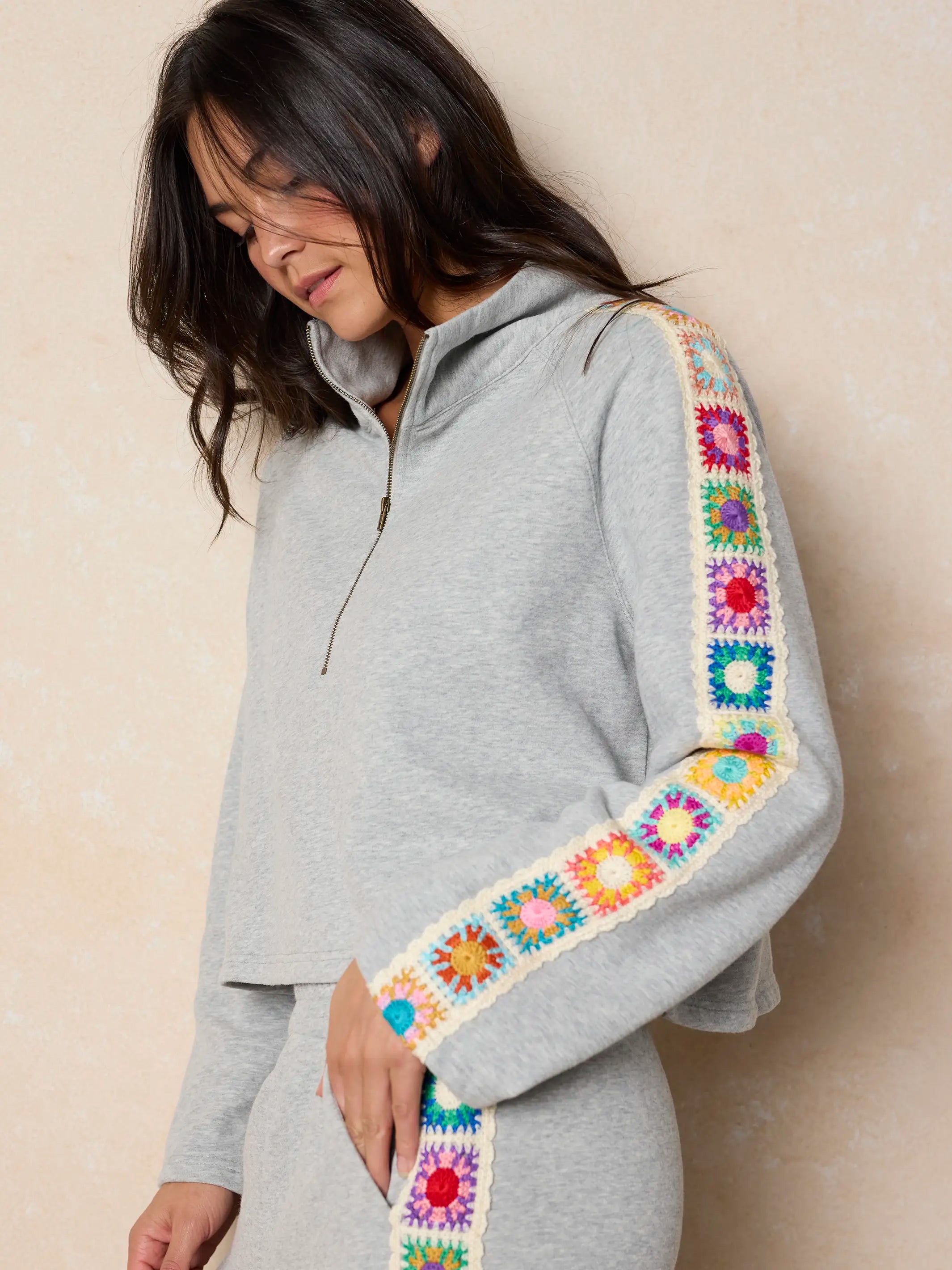 Lyvie Trim Sweatshirt - Heather Grey