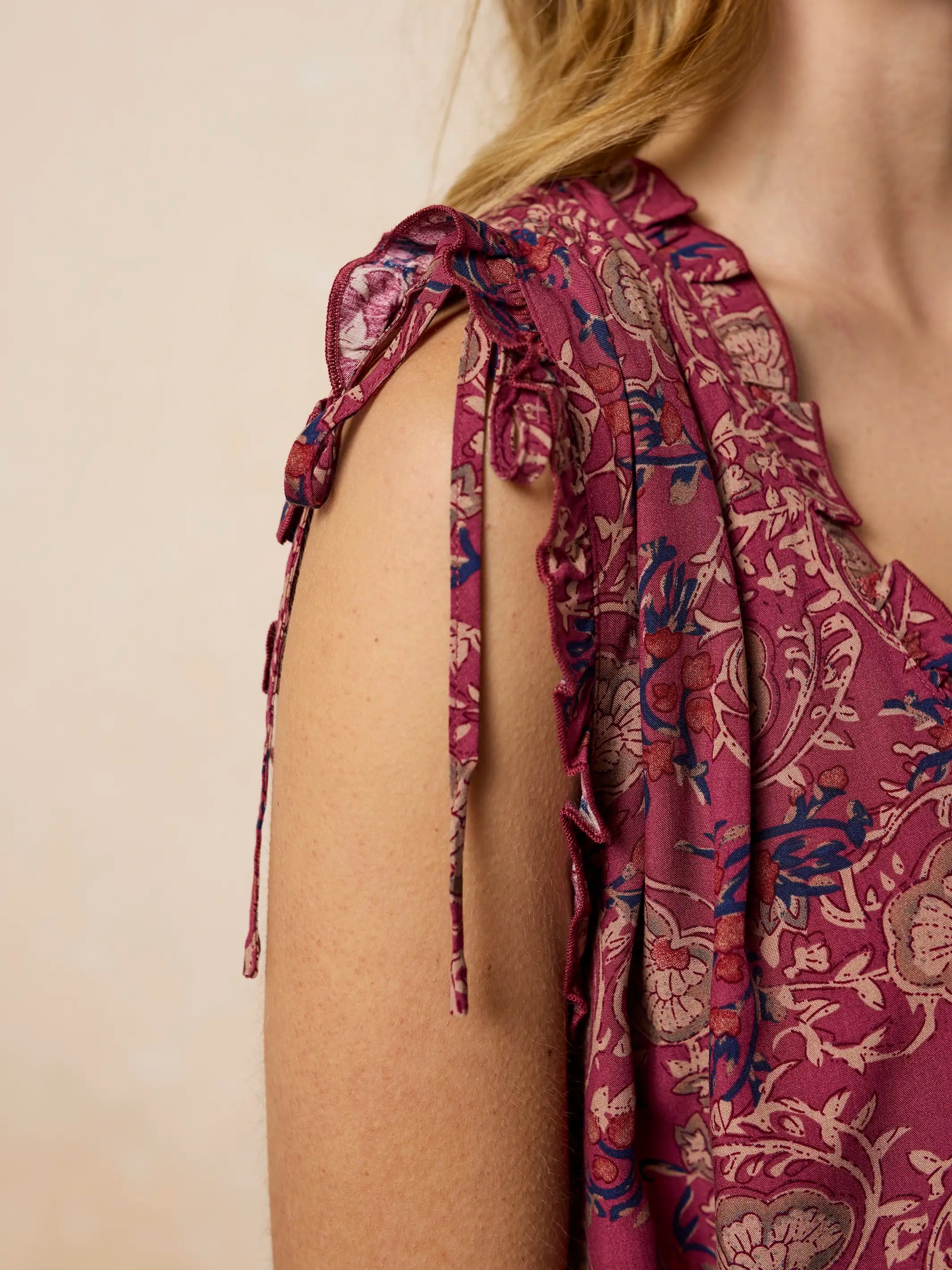 Ramona Sleeveless Top - Mauve India Vines