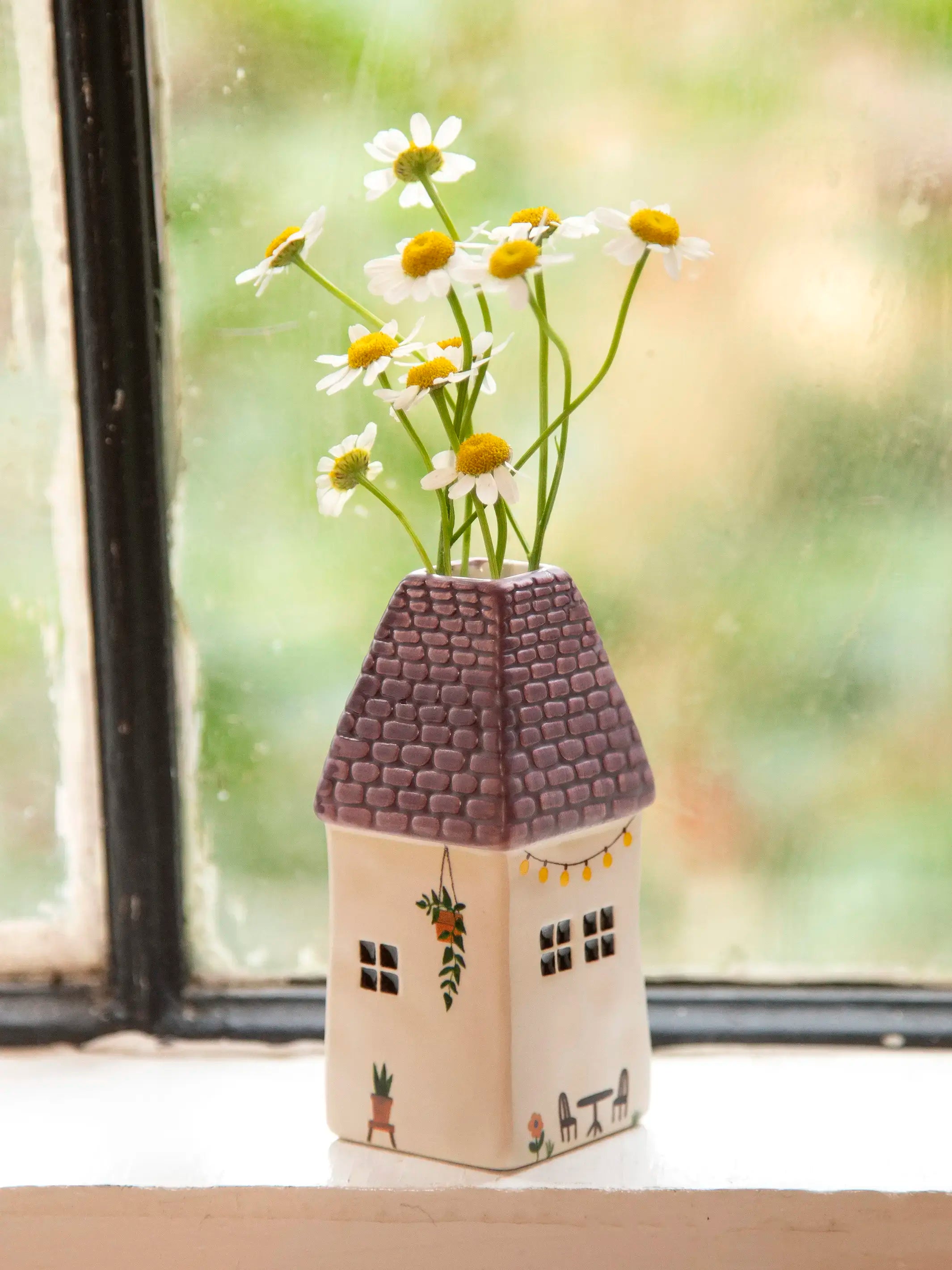 Cottage Bud Vase - Coffee